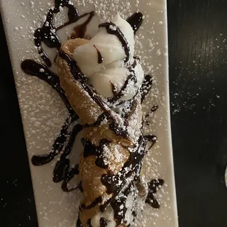 GRANDE CANNOLI