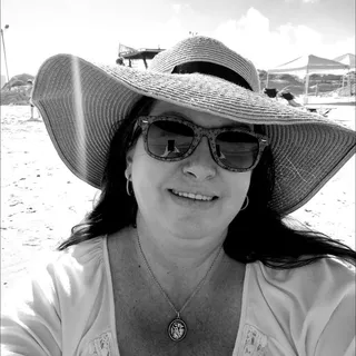 Jeannine Q.