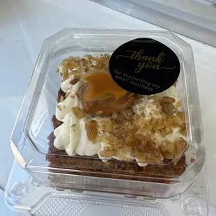 This carrot cake is sooo good...
