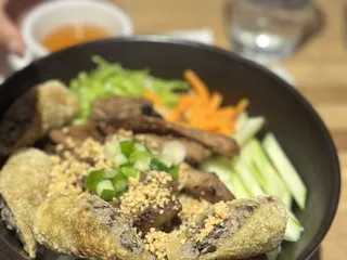 Cha Pa's Noodles And Grill