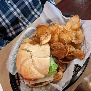 Burger with House Chips