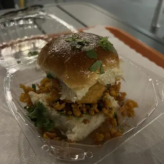 Chura (Crunchy) Paav