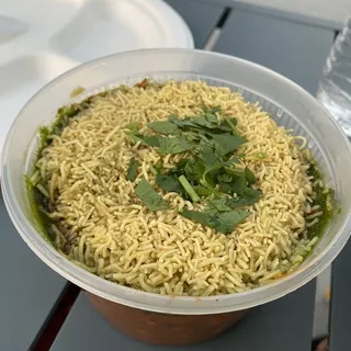 Samosa Chaat (1 Piece with Chhole)