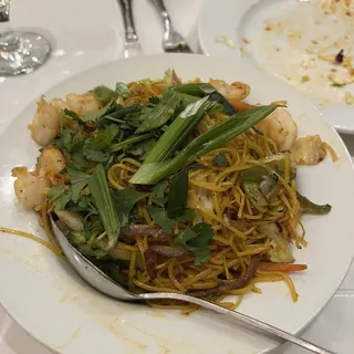 Szechwan Fried Noodles with Shrimp