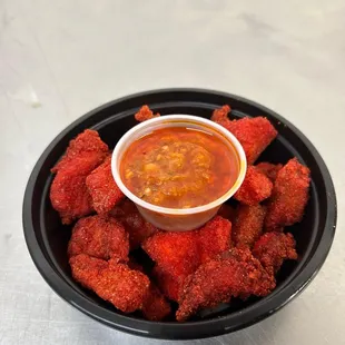 Dry Chicken Pakodi , very good , try boneless pakora fried !!