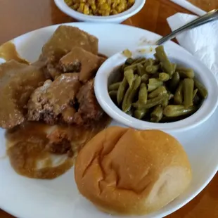 Meatloaf, corn, best beans in kc.  What a lunch!