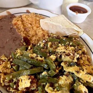 Chorizo, cactus n eggs. Legit.