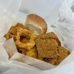 3 Pieces Fish &amp; 5 Medium Shrimp Lunch Special