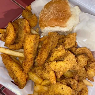 3 Pieces Fish and 10 Pieces Medium Shrimp Dinner Combo