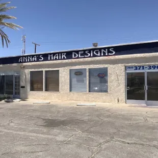 Across the street from Marshalls n next door then Stafford's a Pest Control...