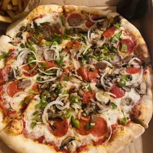 Anna's Special Pizza -Medium 14"