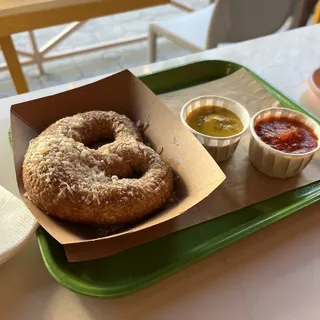 Garlic Parmesan Pretzel & Dip