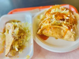 Ronaldo’s Taco Shop