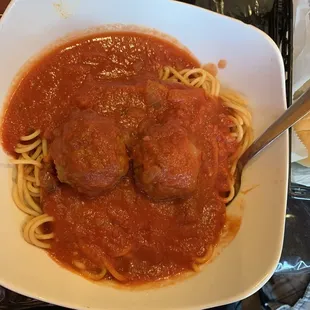 Spaghetti with meatballs