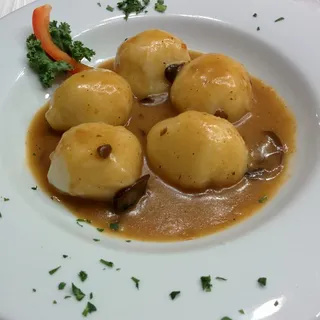 Silesian Dumplings With Meat