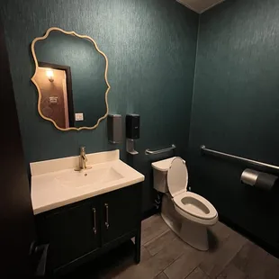 Women&apos;s bathroom