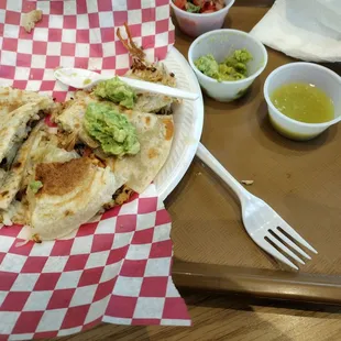 The food is always delicious here. Cooked fresh and worth the wait.