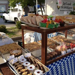 donuts, outside