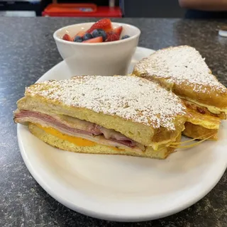 Monte Cristo Sandwich