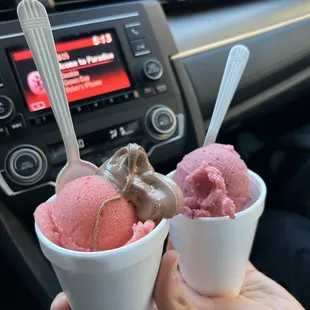 Strawberry w chocolate fro yo Black Cherry