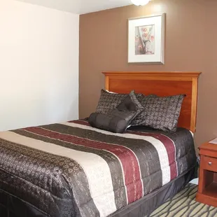 Single Queen Bed Nonsmoking