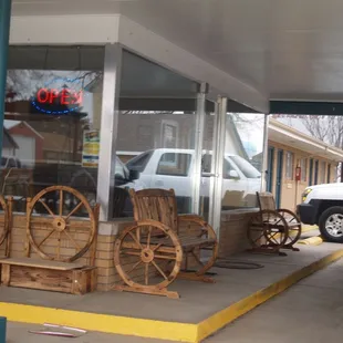 Annie Oakley Motel Oakley KS Exterio