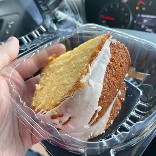 Lemon Supreme Poundcake