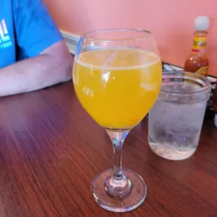 Passion mango mimosa