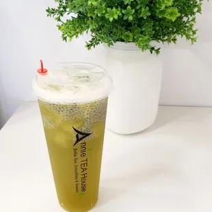 Green Apple Fruit tea with basil seeds