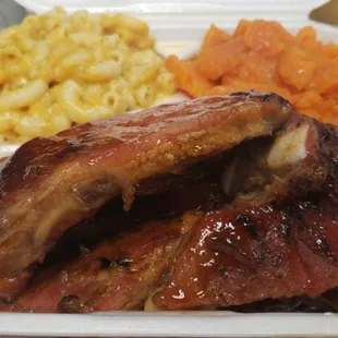 Just had some good bomb ass so food from Annie's kitchen.   The lines were long but it was definitely  Worth it