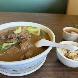 Taiwanese Noodle Soup