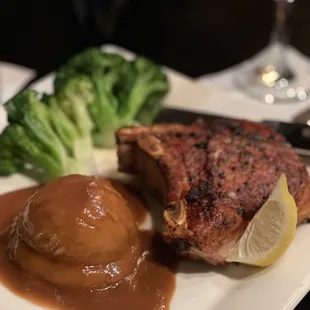 Single Center Cut Pork Chop