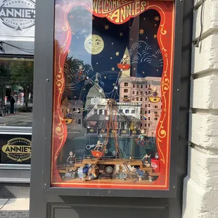 Annie's Welcome sign