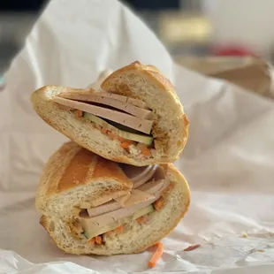 B3-Pork Steam Roll Sandwich