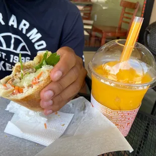 B4-Grilled Chicken Sandwich &amp; Mango  Passion Fruit Smoothie