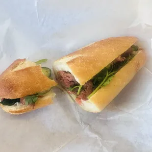 B6- Grilled Pork Sandwich