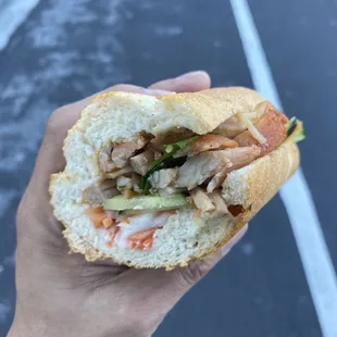 Half B4-Grilled Chicken Sandwich