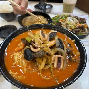 Seafood Jjampong