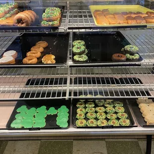 More pastries and cookies!!