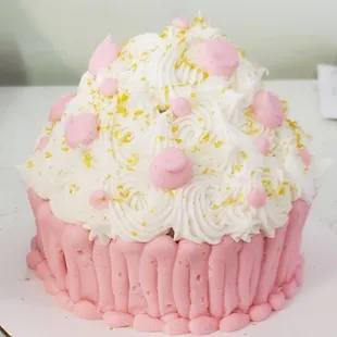 Giant cupcake cake