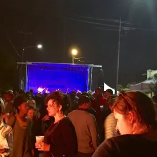 Stage at the end of Oak Street!