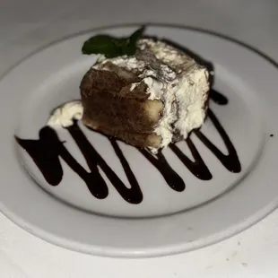 Tiramisu, it was delicious.