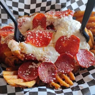 Pizza fries