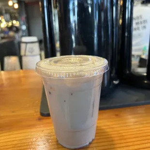 iced chai latte w pump of lavender