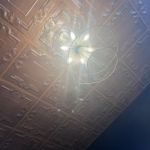 Light fixture/ceiling decor.