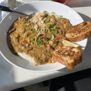 Shrimp 'N Grits