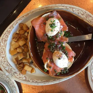 Smoked Salmon Benedict
