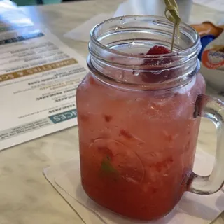 Strawberry Lemonade Spritzer