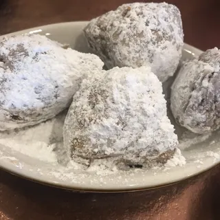 1/2 Order of Biscuit Beignets