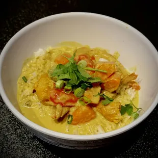 Yellow Curry, shrimp add